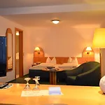 Hotel Seerose 3*